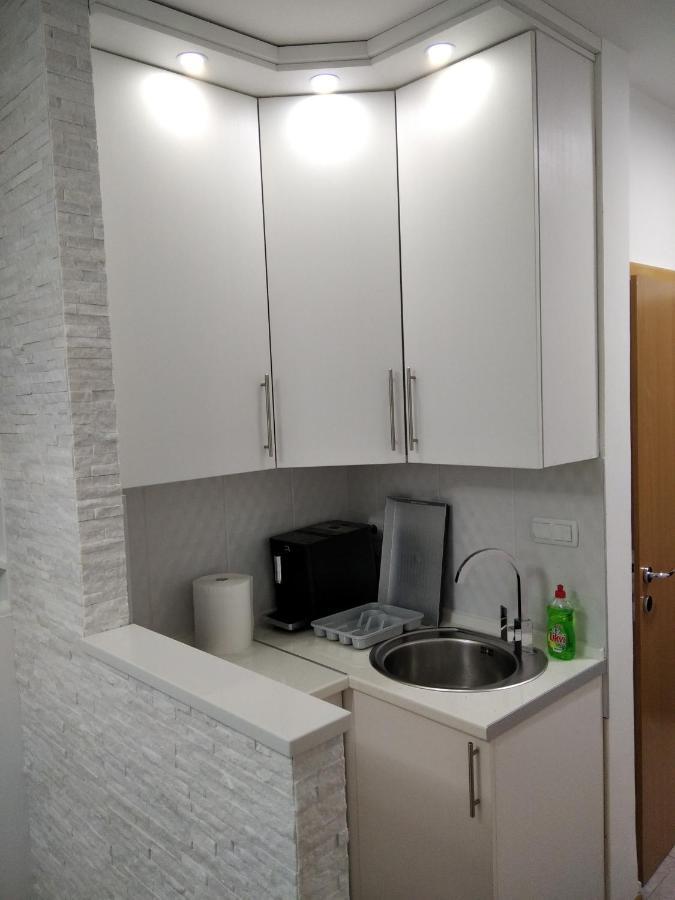 Apartman Lana Appartement Bijeljina Buitenkant foto